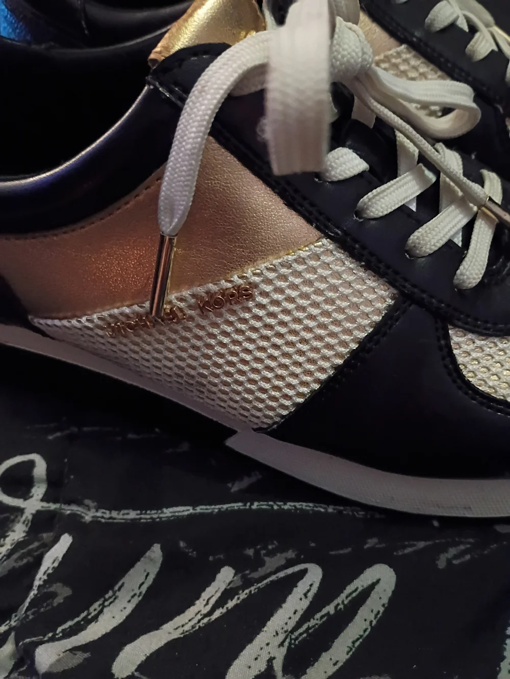 MICHAEL KORS Women's Black & Gold Low-Top Sneakers